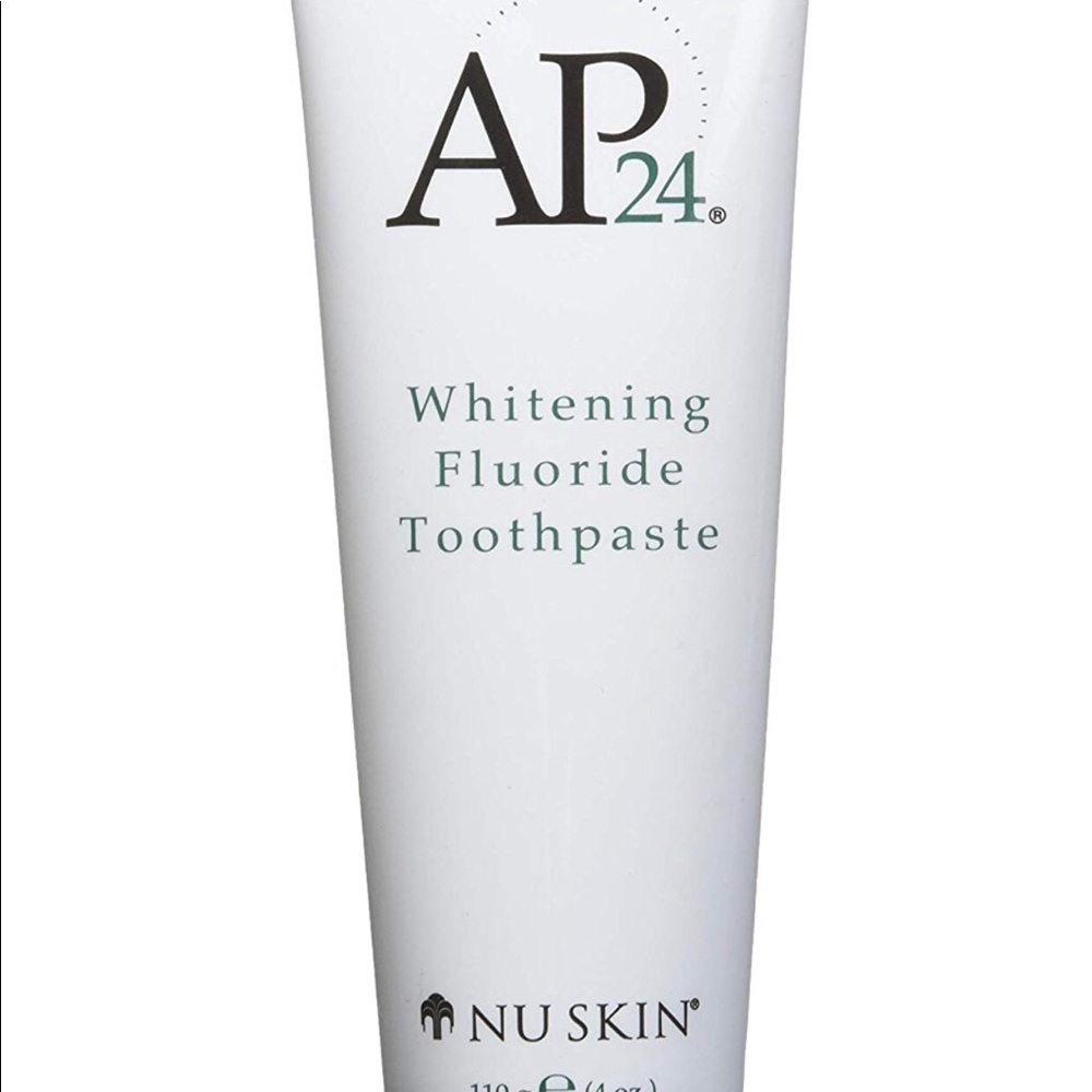 Whitening toothpaste